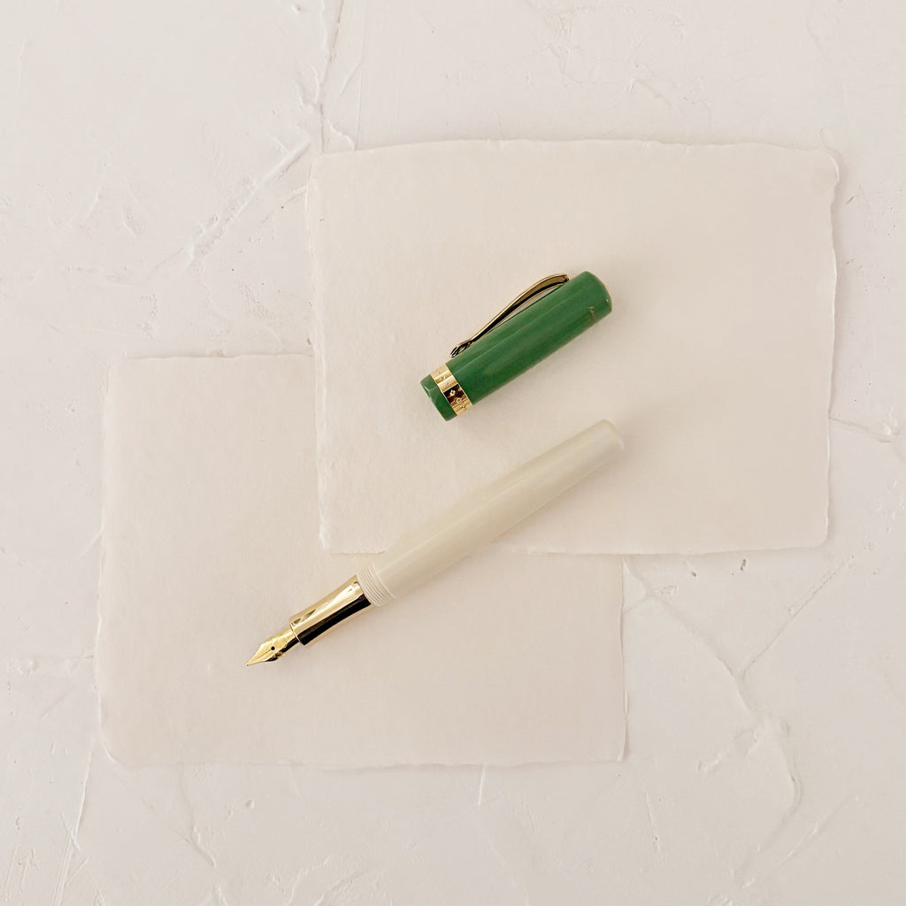 Student Fountain Pen | 60s Swing Green