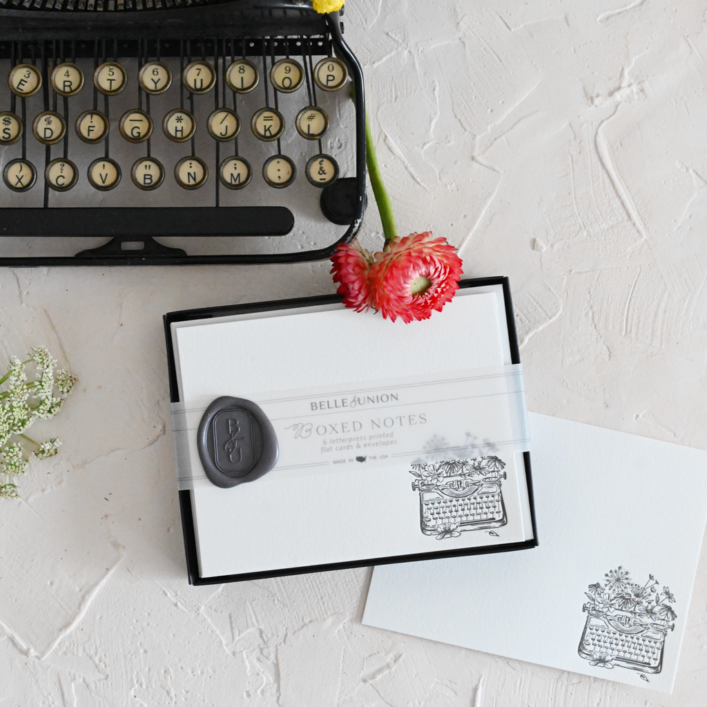Typewrtier Note Flourish Typewriter Boxed Notes, Set of 6 – Belle & Union Co.